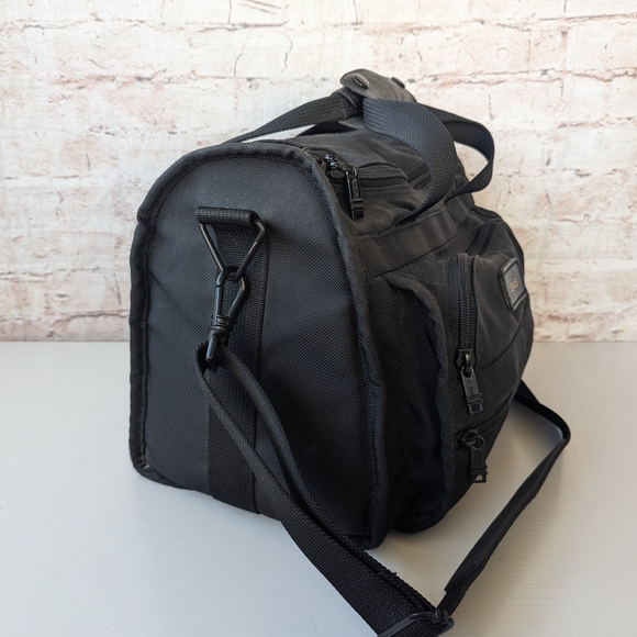 Tumi Black Duffel Bag for Men - Picture 4 of 12